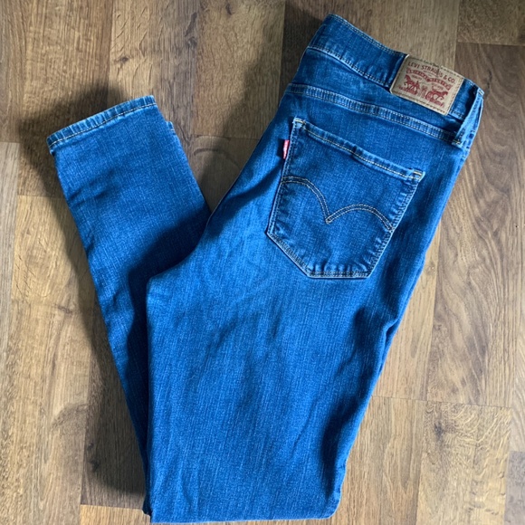 Levi's 720 High Rise Super Skinny - Picture 7 of 15